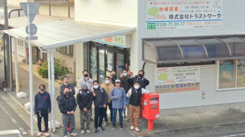社員顔合せ(ドローンで撮影)